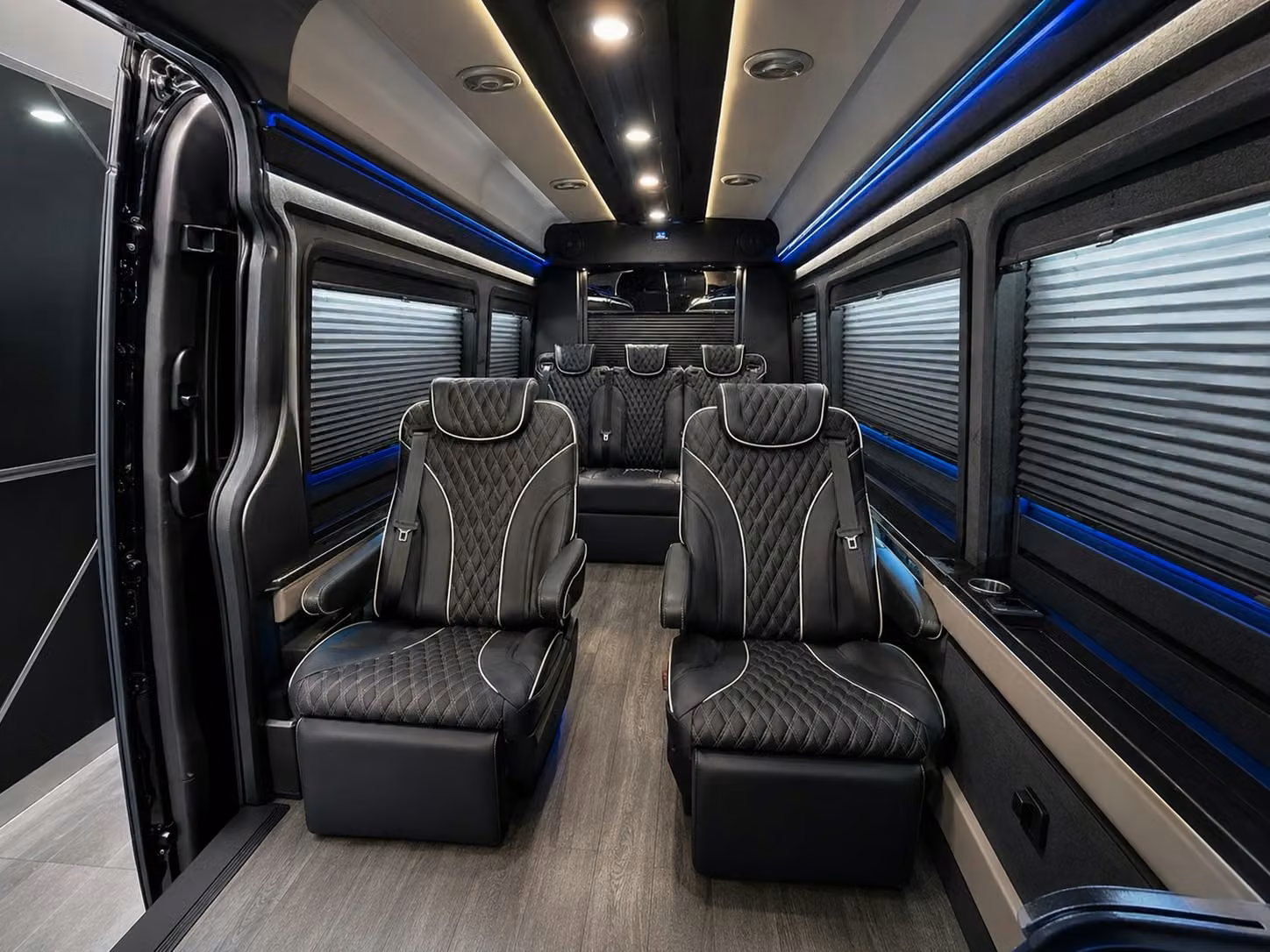 arriving in garland book your airport arrival shuttle in advance