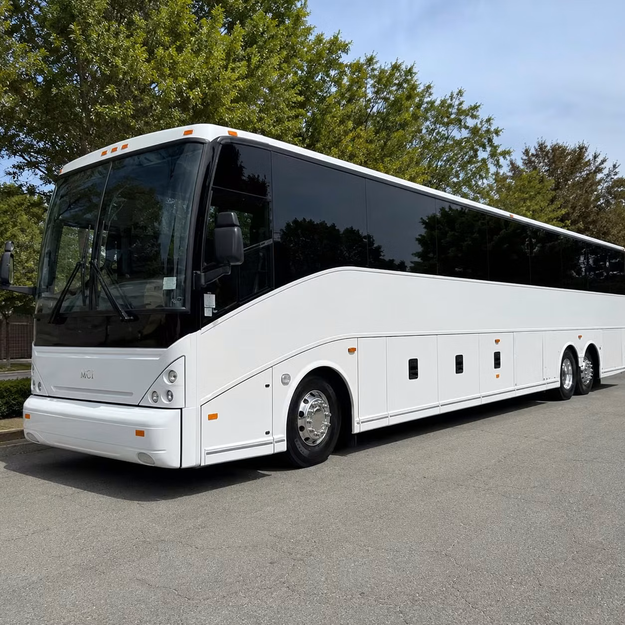 shuttle your garland workforce between major business parks and remote parking lots